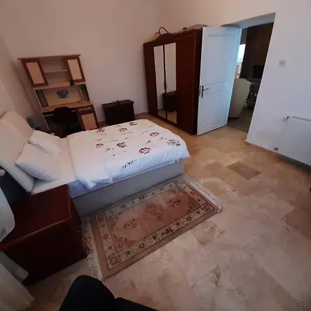 Australian In , Sleeps Up To 12 Persons , New To The Villa Lapithos (Northern Cyprus)