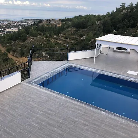 Australian In , Sleeps Up To 12 Persons , New To The * Lapithos (Northern Cyprus)