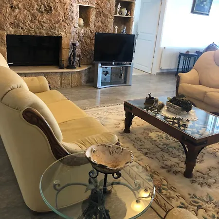 Villa Australian In , Sleeps Up To 12 Persons , New To The Lapithos (Northern Cyprus)